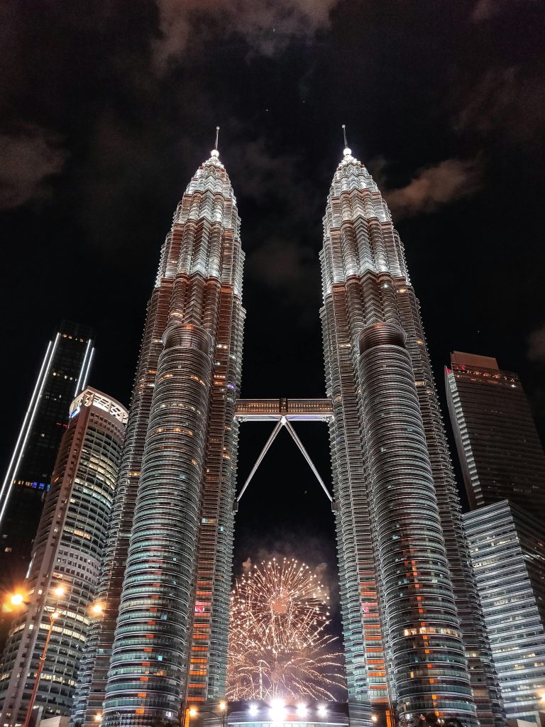 twin tower Malaysia  برنامج سياحي ماليزيا ابراج التوام