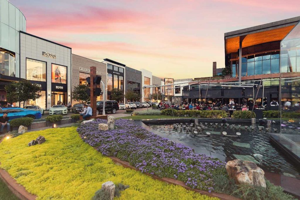 Istinye Park Mall Istanbul 2025 – Luxury Shopping, Hours & Access | Tripmoo