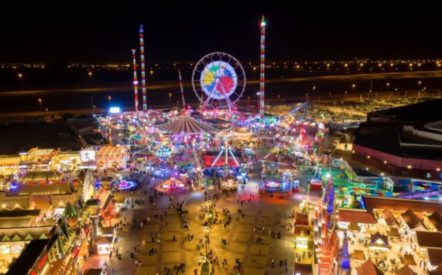 القريه العالميه ممن تصوير عالي 