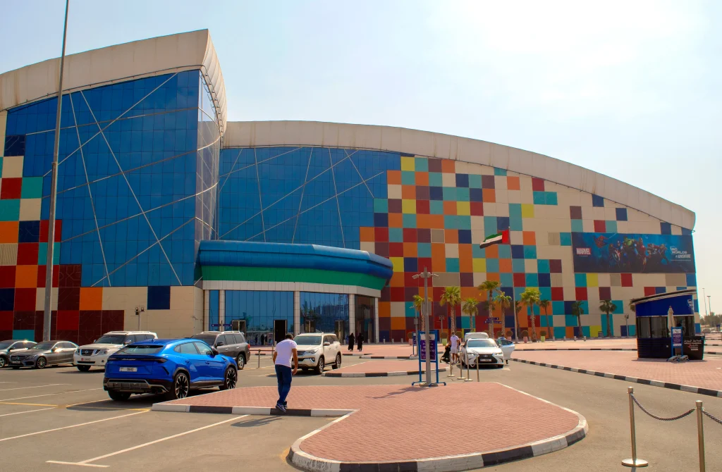 IMG Worlds of Adventure Dubai 2025 — the largest indoor theme park