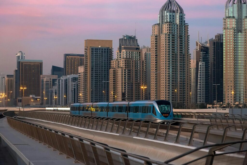 المواصلات في دبي | Dubai Transportation Guide