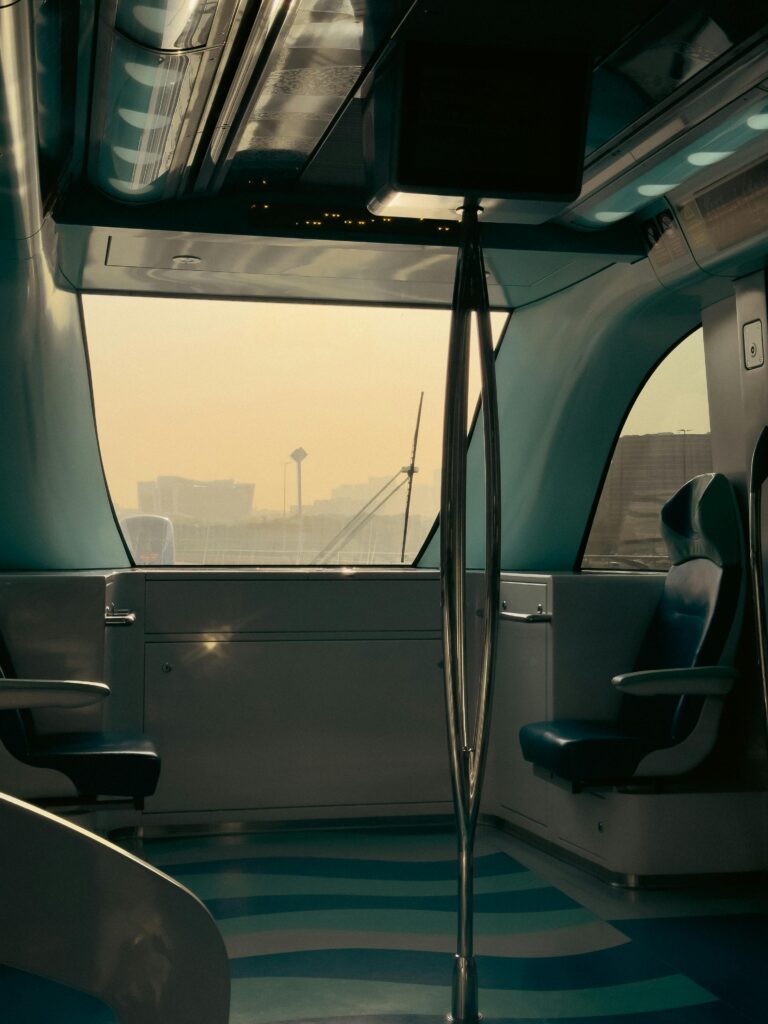 المواصلات في دبي | Dubai Transportation Guide