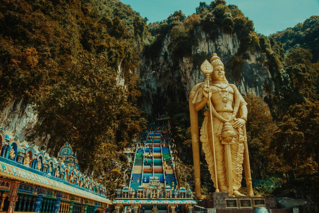 Batu Caves برنامج سياحي ماليزيا