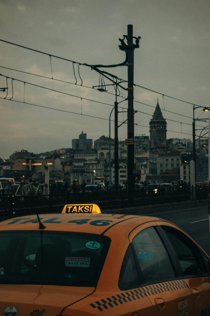 🚕 BiTaksi – تطبيق تاكسي في إسطنبول