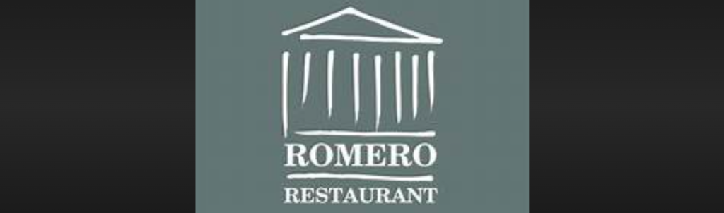 أجواء مسائية هادئة وإضاءة ناعمة في مطعم روميرو