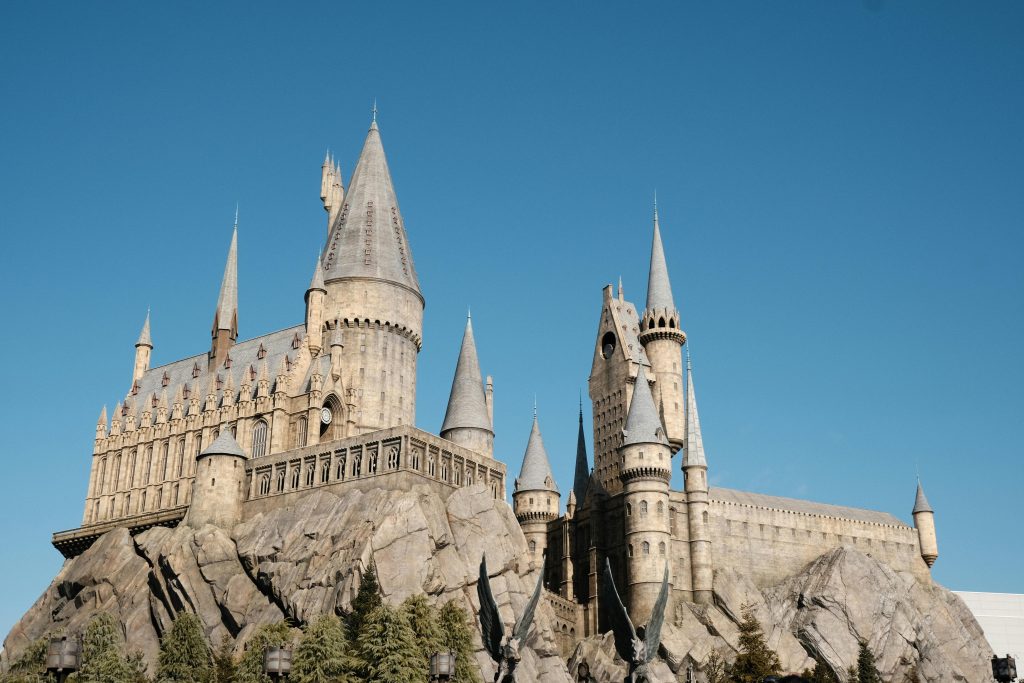 Universal Studios Japan 2025 guide β entrance of the Osaka theme park for families