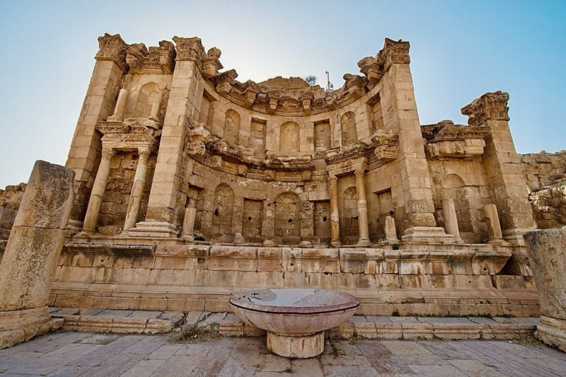 صورة لمشاهدة النمفيوم عمّان 