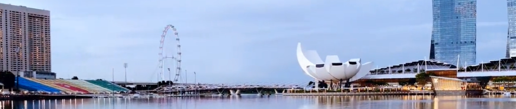 Iconic Marina Bay Sands in Singapore Skyline show ArtScience Museum Singapore