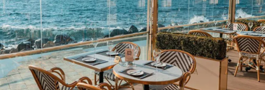 مطاعم جدة للعائلات مع أجواء بحر